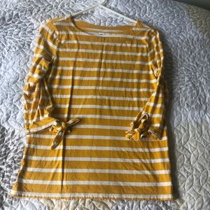 Quarter-Sleeved Shirt